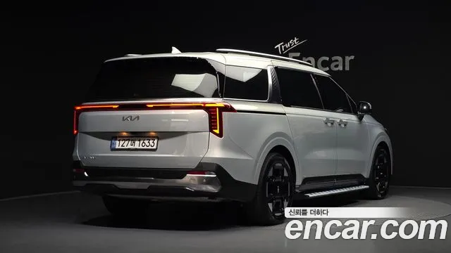 Фотография автомобиля — Kia Carnival Generation 4