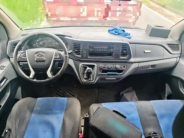 Maxus Xintu V80 — Фото автомобиля 12