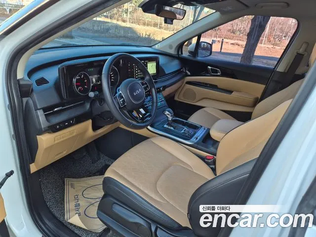 Kia Canival Carnival 4 поколение Дизель 9 мест Prestige — Фото автомобиля 9