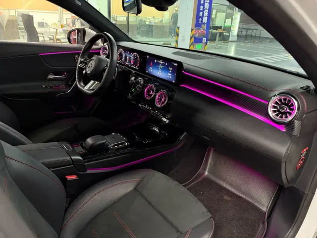Mercedes-Benz A-Class — Фото автомобиля 11