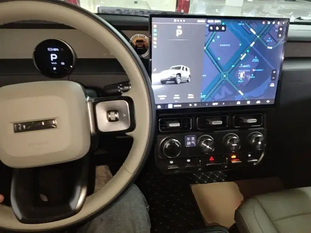 iCAR V23 — Фото автомобиля 9