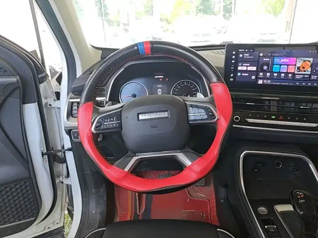 Haval H6 — Фото автомобиля 10