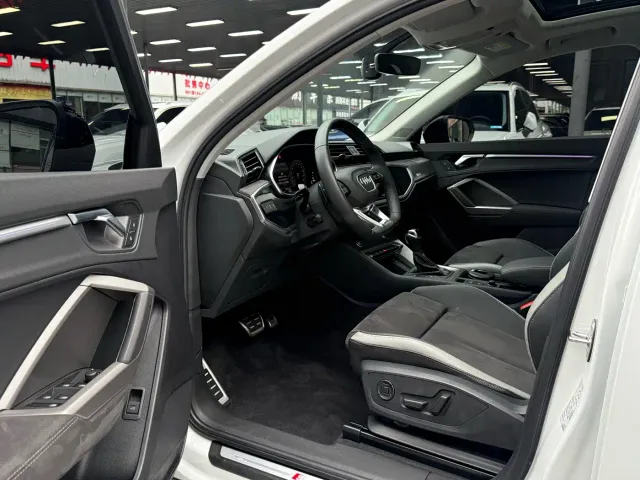 Audi Q3 — Фото автомобиля 7