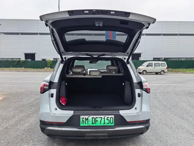 Wuling Starlight S — Фото автомобиля 9