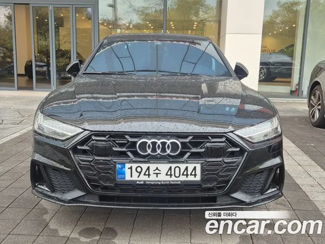 Audi A7 4K — Фото автомобиля 2