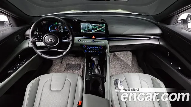 Hyundai AVANTE Новый Avante (CN7) — Фото автомобиля 7