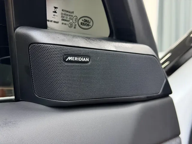 Land Rover Range Rover Sport — Фото автомобиля 9