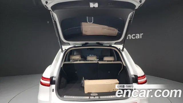 Genesis GV70 2.5T Бензин AWD — Фото автомобиля 13