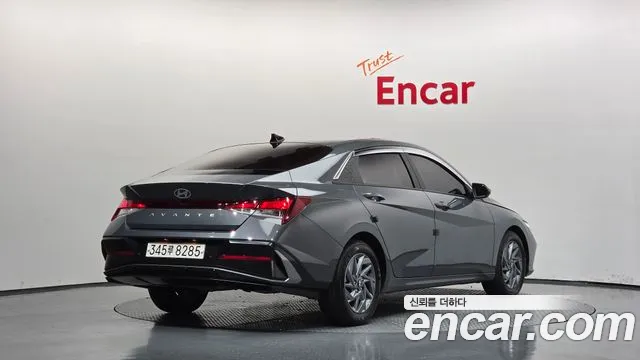 Hyundai Avante — Фото автомобиля 2