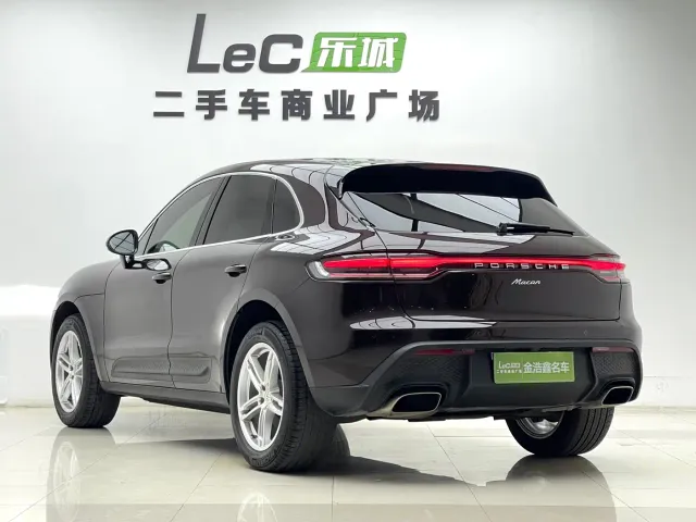 Porsche Macan — Фото автомобиля 21