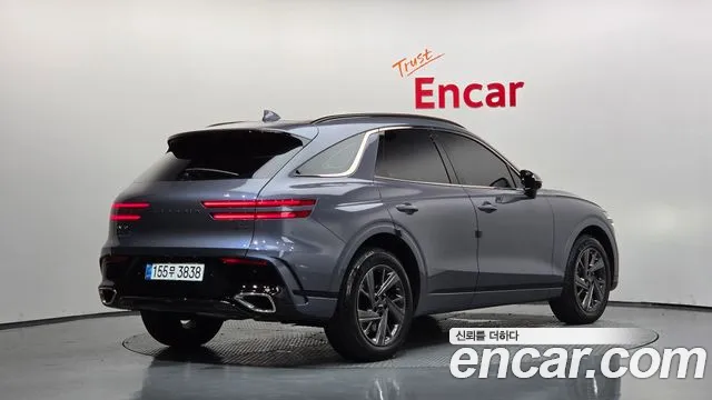 Genesis GV70 2.5T Бензин AWD — Фото автомобиля 2