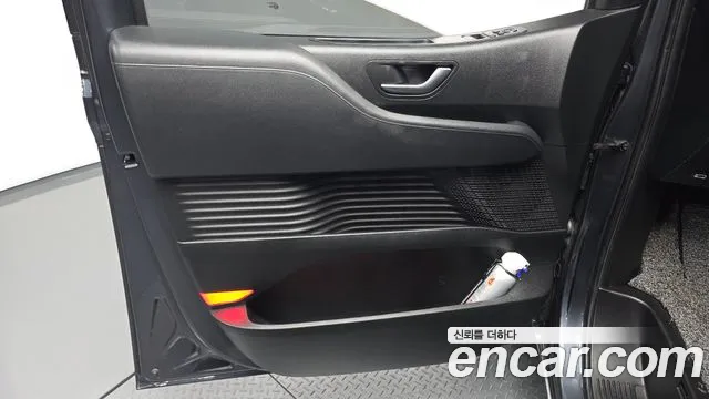 Hyundai Staria — Фото автомобиля 12