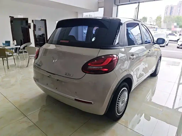 Wuling Bingo — Фото автомобиля 6