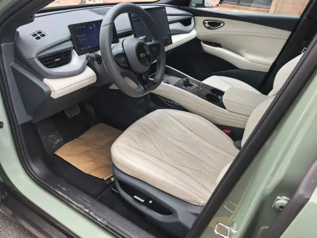 BYD Seal 06 GT — Фото автомобиля 5