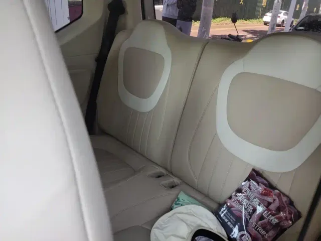 Wuling Hongguang Mini EV — Фото автомобиля 13