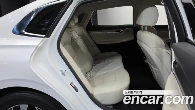 Hyundai Grandeur — Фото автомобиля 8