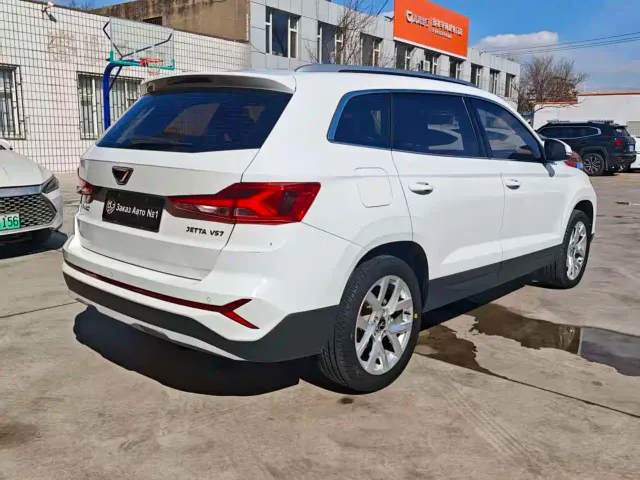 Jetta VS7 — Фото автомобиля 5