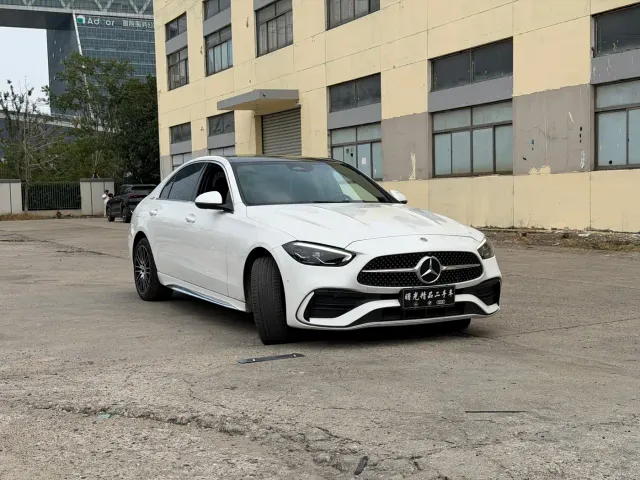 Mercedes-Benz C-Class — Фото автомобиля 4