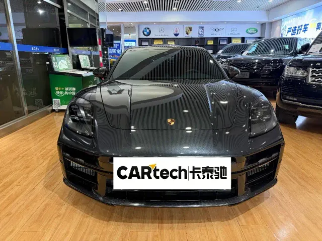Фотография автомобиля — Porsche Panamera