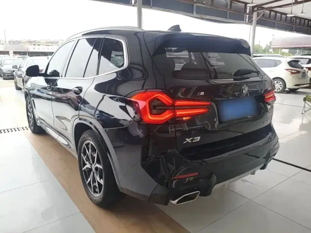 BMW X3 — Фото автомобиля 4