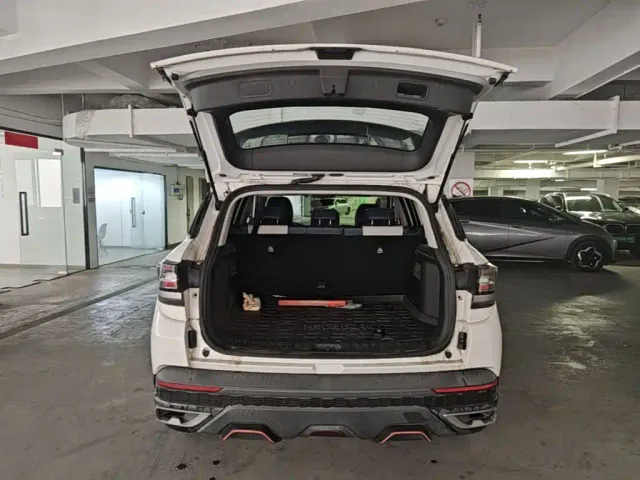 Dongfeng Fengshen AX7 — Фото автомобиля 15