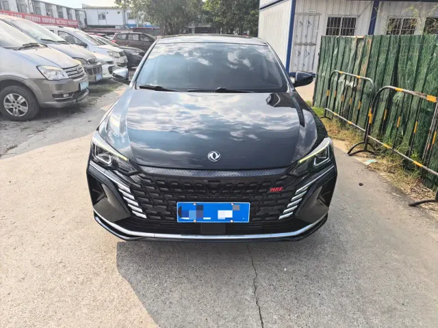 Dongfeng Yixuan MAX — Фото автомобиля 2