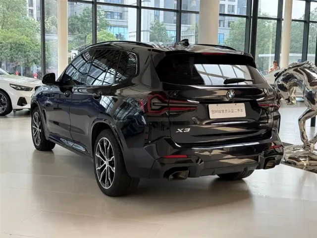 BMW BMW X3 2023 xDrive30i Leading M Night Package — Фото автомобиля 4