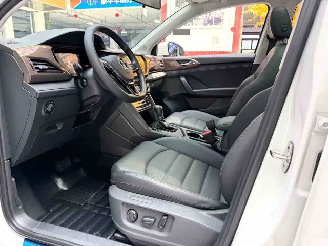 Volkswagen Tharu — Фото автомобиля 5