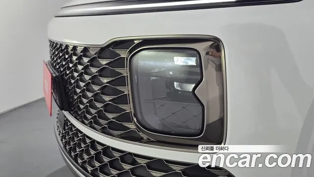 Hyundai Grandeur Grandeur (GN7) 2.5 Бензин 2WD — Фото автомобиля 18