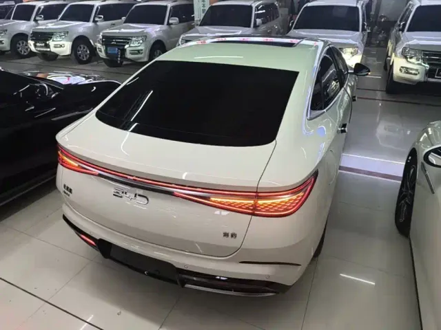 BYD Seal — Фото автомобиля 6