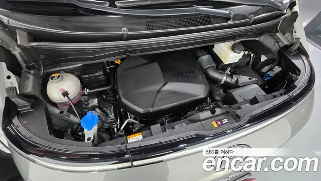 Hyundai Staria — Фото автомобиля 9