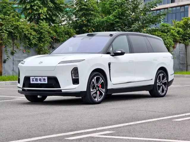 Фотография автомобиля — Nio ES8