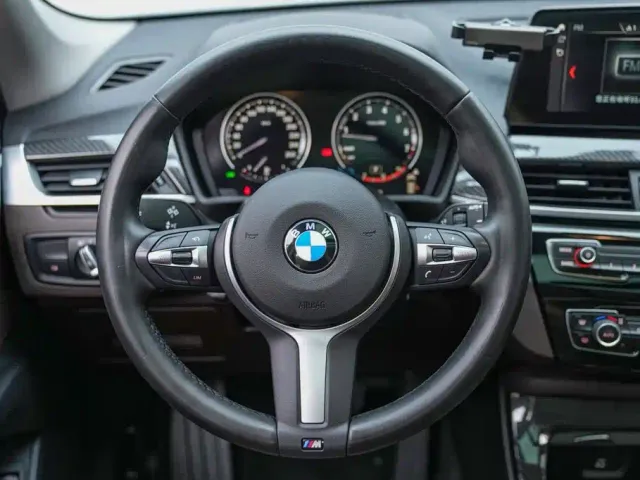 BMW X1 — Фото автомобиля 11