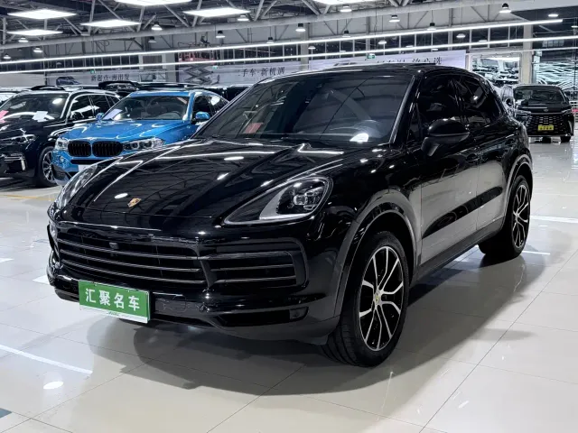 Фотография автомобиля — Porsche Cayenne