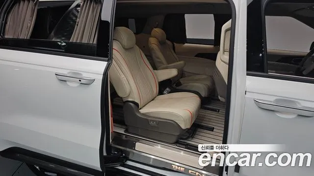 Kia Carnival Generation 4 — Фото автомобиля 18
