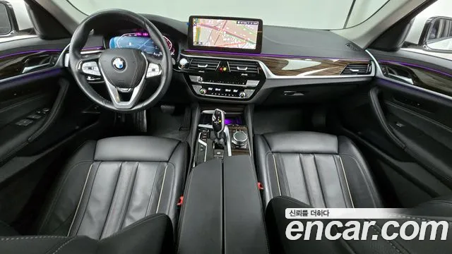 BMW 5-Series — Фото автомобиля 7