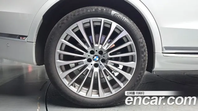 BMW X7 — Фото автомобиля 5