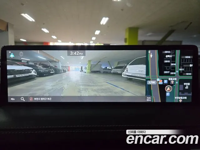 Genesis GV70 — Фото автомобиля 10