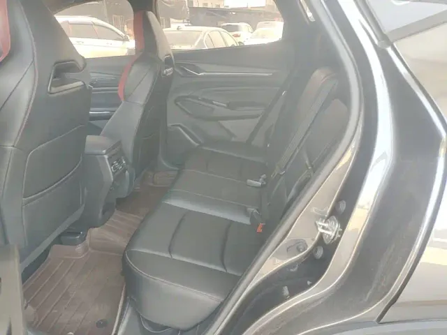 Changan X5 Plus — Фото автомобиля 16