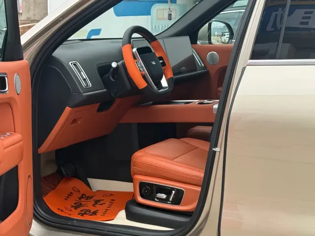 Li Auto L9 — Фото автомобиля 4