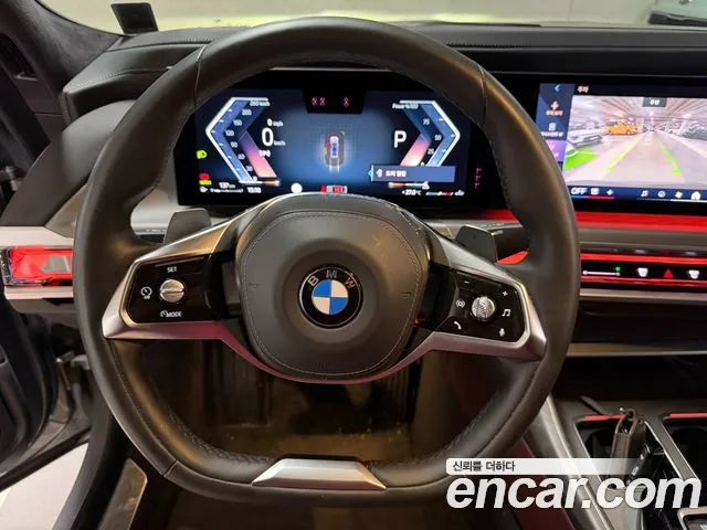 BMW 7 Series G70 — Фото автомобиля 18