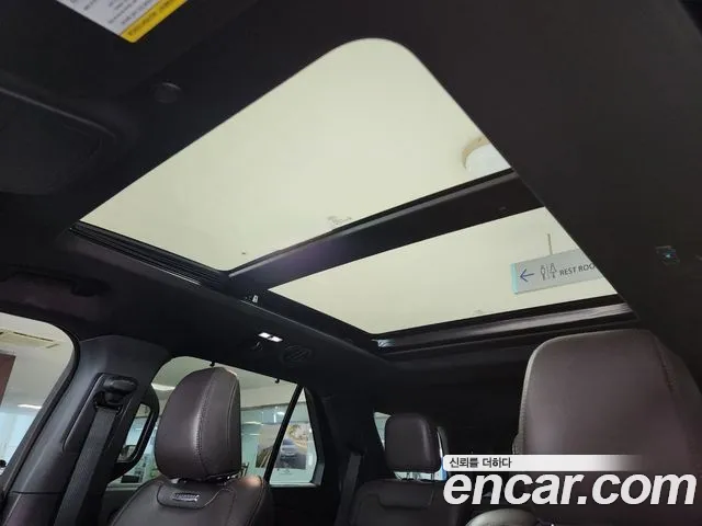 Ford Explorer — Фото автомобиля 18