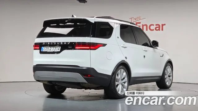 Land Rover Discovery — Фото автомобиля 2