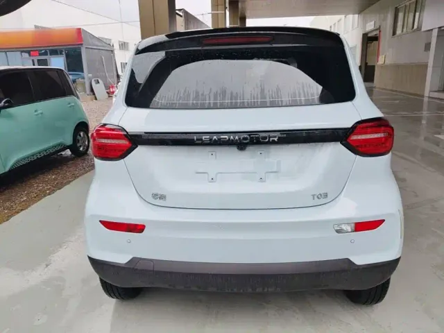 Leapmotor T03 — Фото автомобиля 5