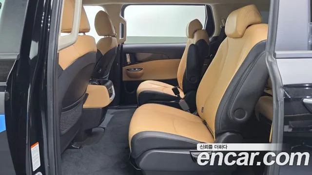 Kia Canival Carnival 4 поколение Дизель 9 мест Prestige — Фото автомобиля 24