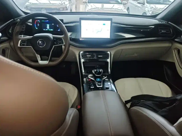 BYD Qin PLUS — Фото автомобиля 9