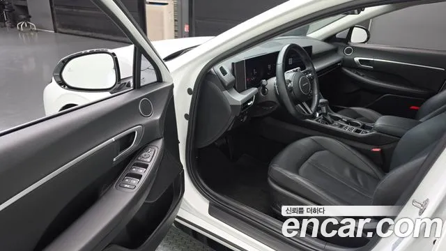 Hyundai Sonata — Фото автомобиля 15