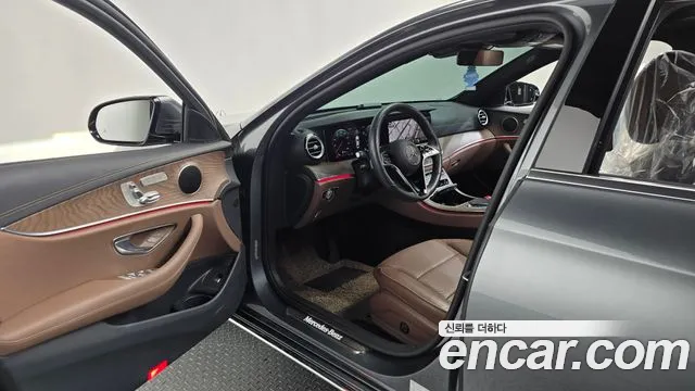 Mercedes-Benz E-Class W213 — Фото автомобиля 10