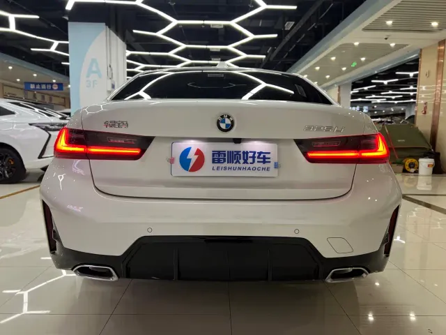 BMW 3 Series — Фото автомобиля 7