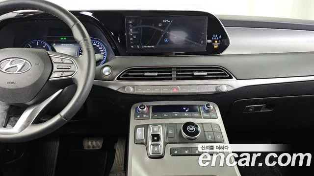 Hyundai Palisade Palisade Дизель 2.2 2WD — Фото автомобиля 14